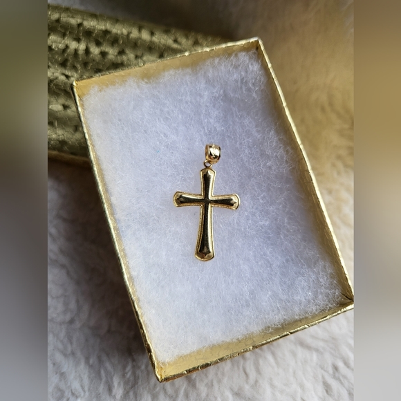 Yellow gold 14k cross pendant ✨️